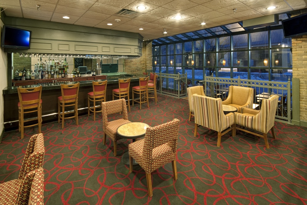 Crowne Plaza Indianapolis Downtown Union Station 45/81