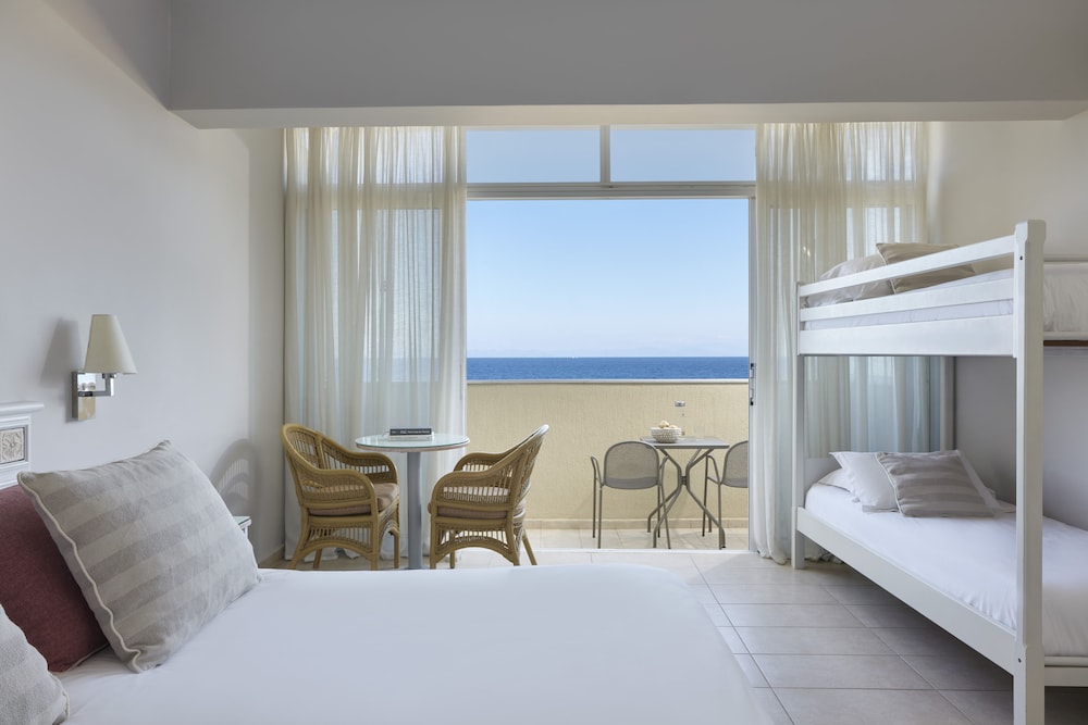 Atlantica Princess 28/69