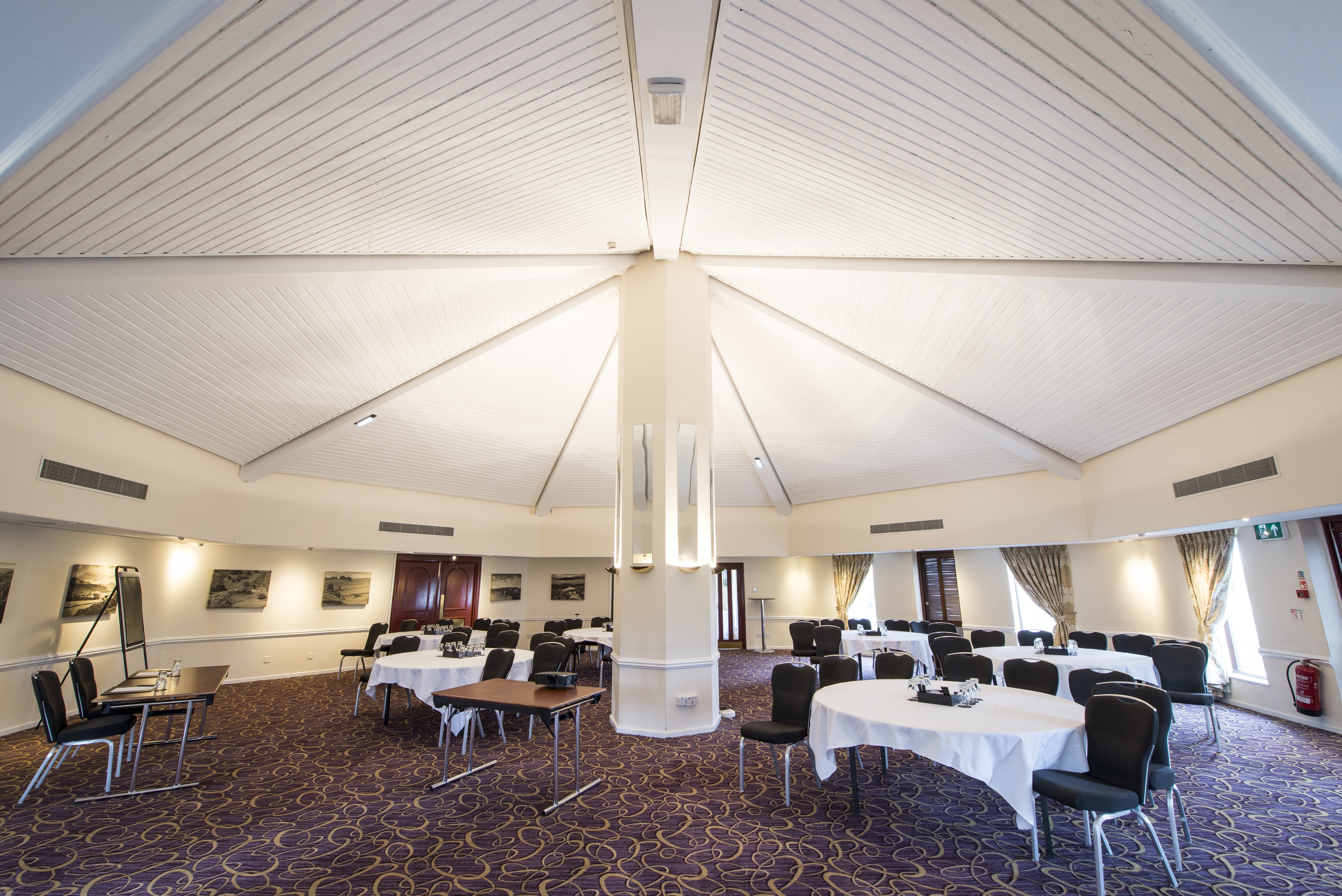 Holiday Inn South Normanton M1 Jct 28 35/83