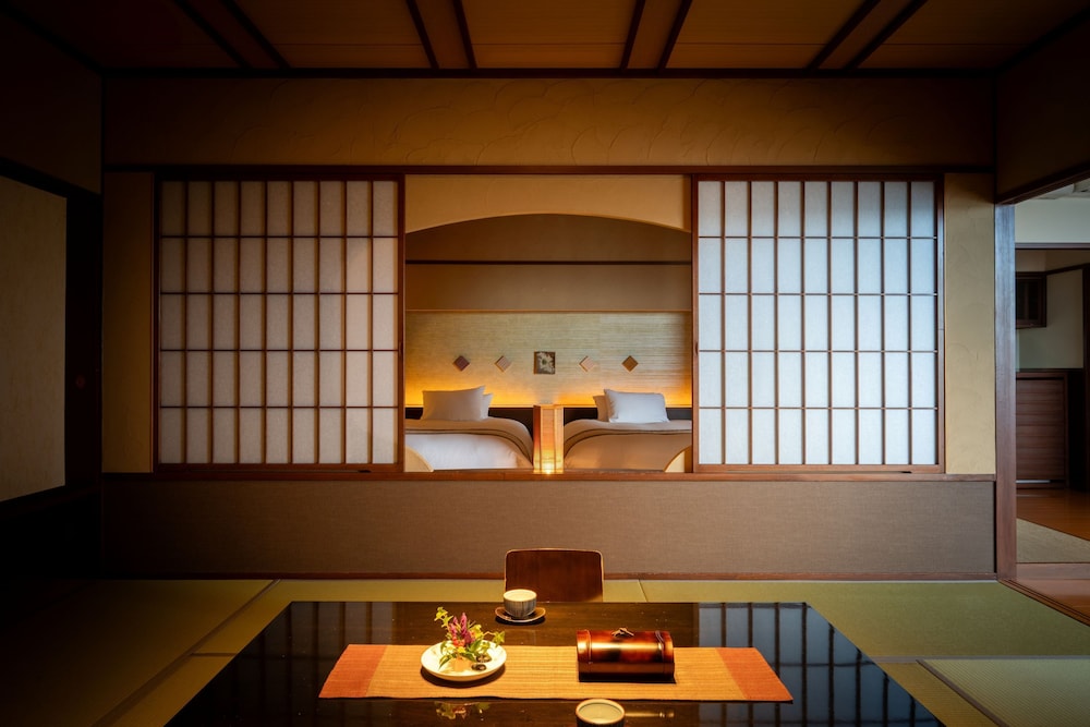 Hohoemi no Yado Takinoyu Hotel 59/77