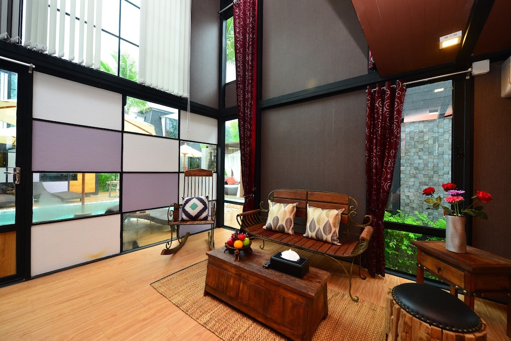 Bukit Pool Villas 19/44