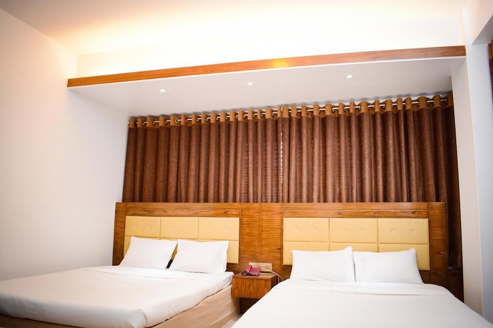 The Alina Hotel and Suites 13/29