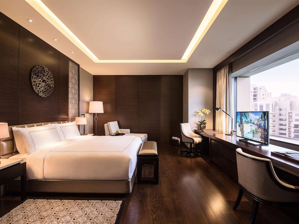 Fairmont Gold, Deluxe, King Bed