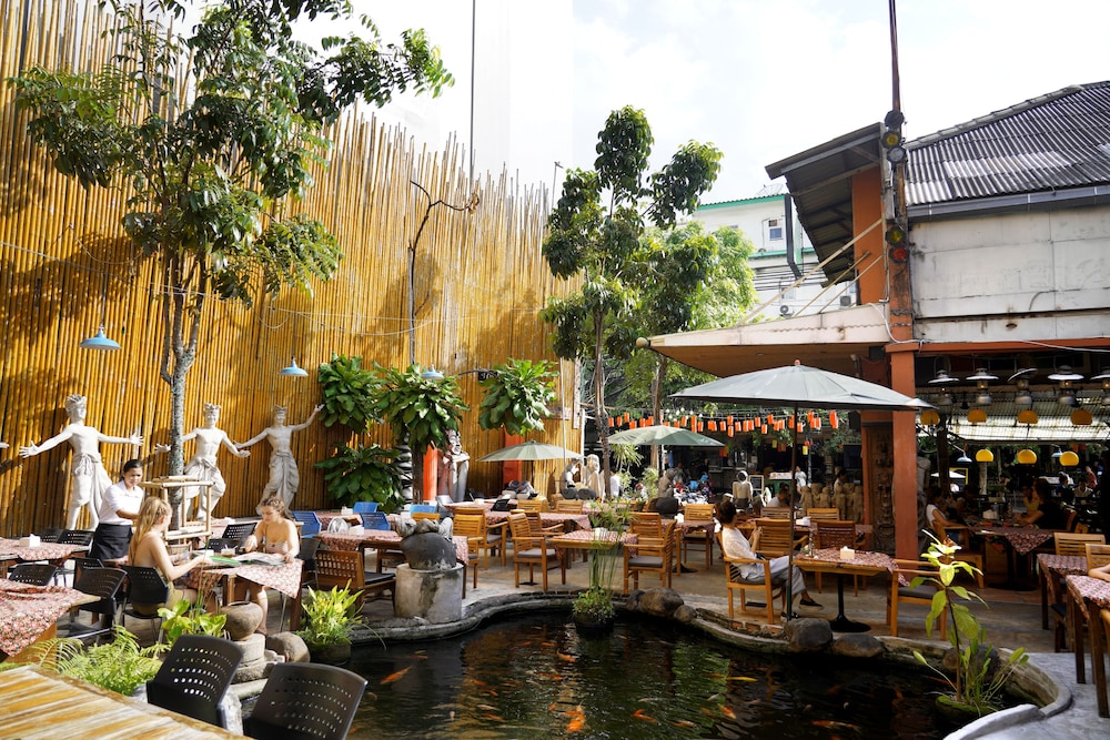 Villa Cha Cha Banglumphu 36/44