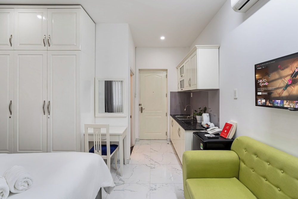 Lyna Apartment 22/46