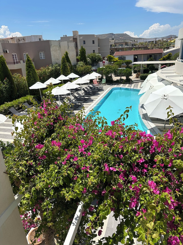 Evdokia Suites 55/58