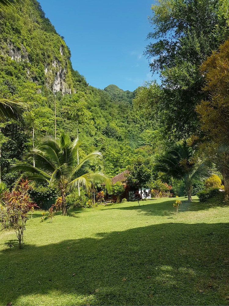 Phanom Bencha Mountain Resort 26/38