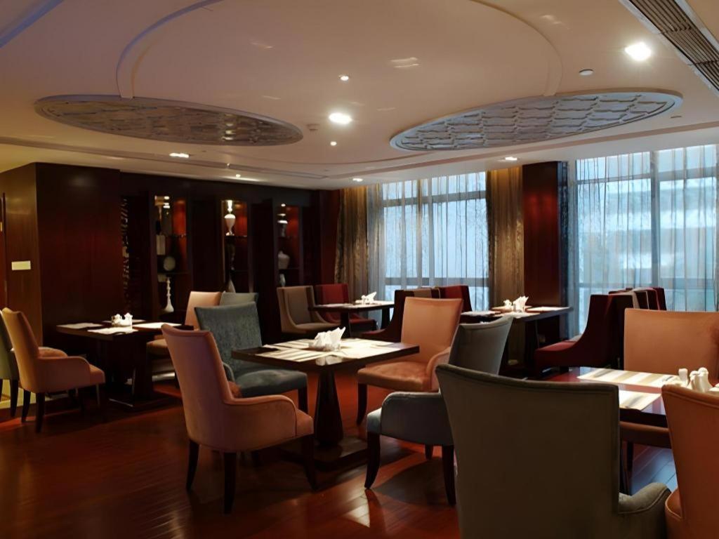 Shinsun International Hotel 27/27