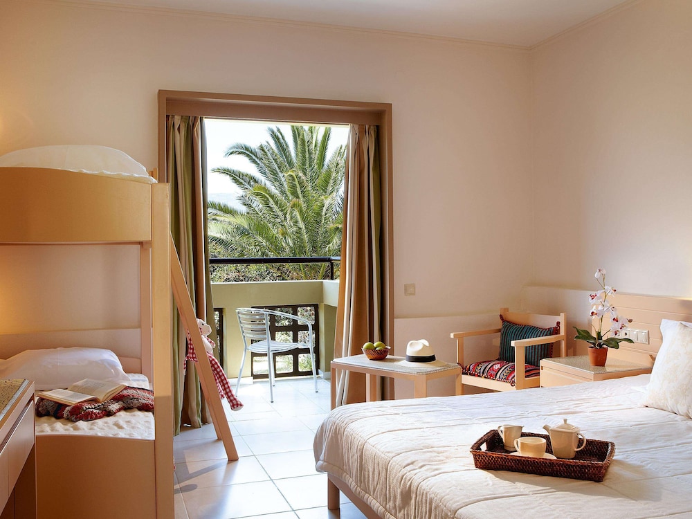 Grecotel Meli Palace 12/45