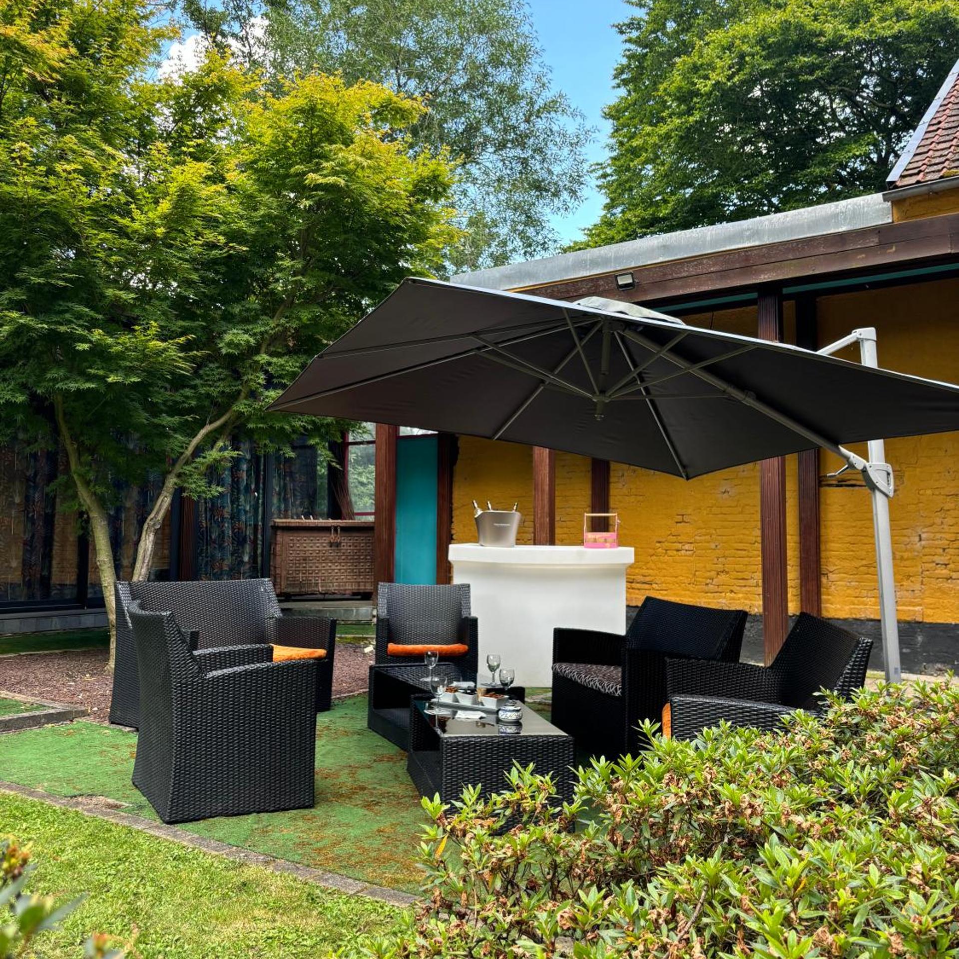 HOTEL LE MOULIN D'ARTRES 44/49