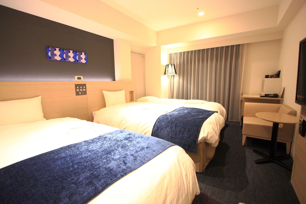 DAIWA ROYNET HOTEL MATSUYAMA 14/63