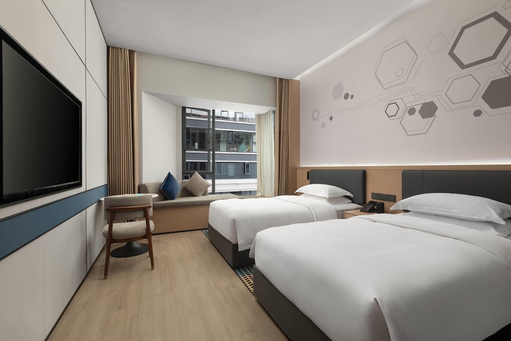 Microtel by Wyndham Enshi Jianshi 10/28