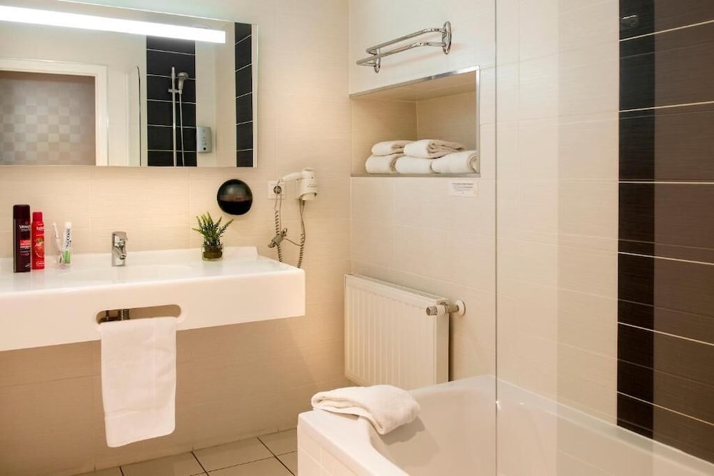 HOTEL LE PARC SOLOGNE 25/27