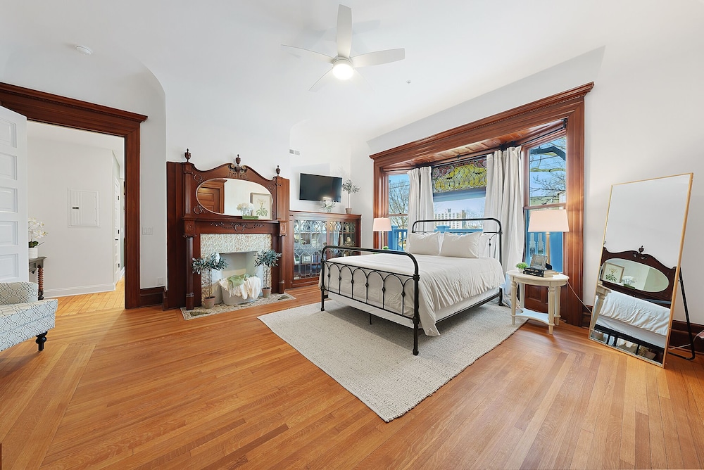 The Washington Boutique Hotel near Cedar Point & Sports Center 21/50