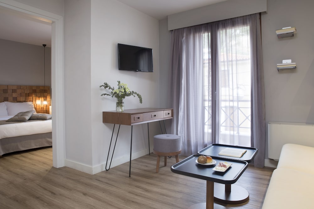 Apollon Library Suites 21/38