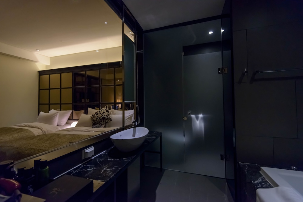 JB Design Hotel 49/77