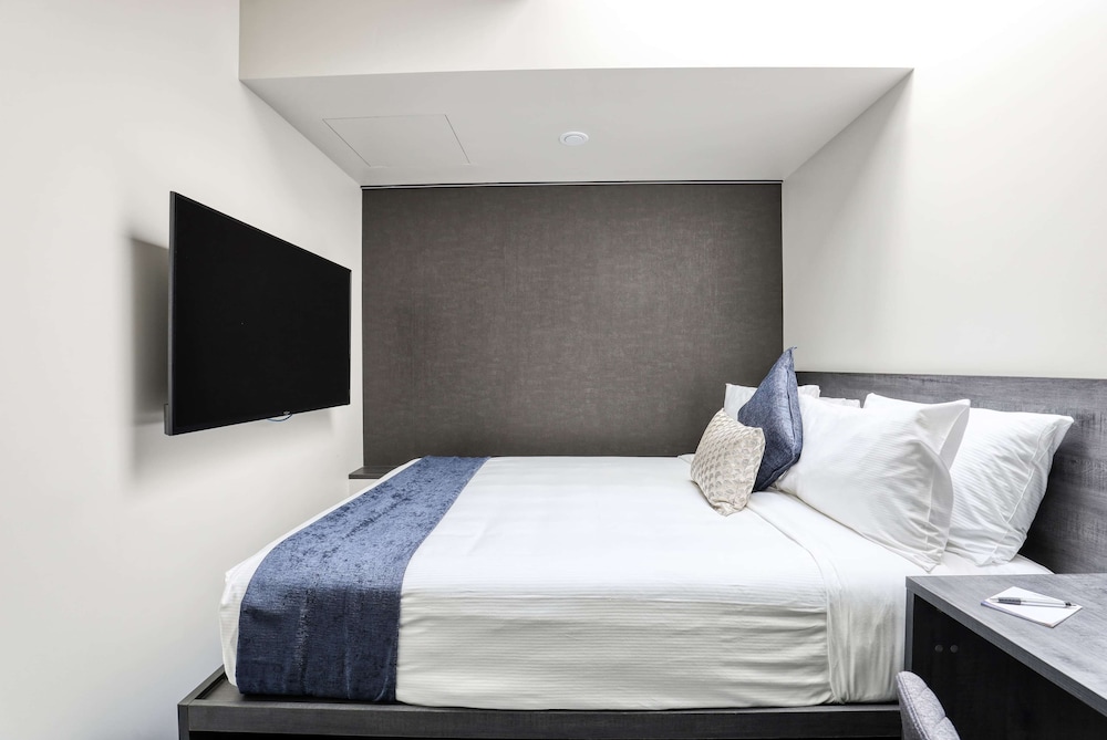The Viv Hotel Wellington 27/57