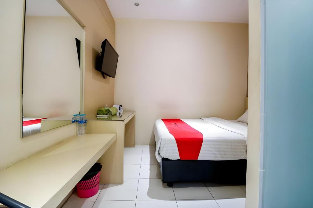 Reddoorz Near Pasar Tarapung Siring Banjarmasin 41/41