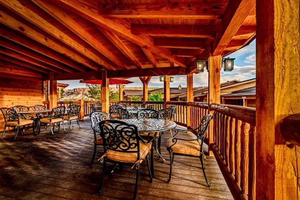 Desert Rose Resort & Cabins 22/25