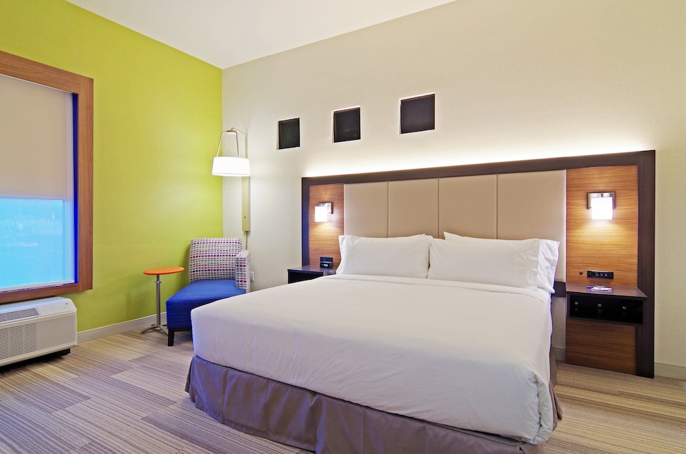 غرفة قياسية بسرير كينج، Holiday Inn Express Hotel & Suites Phoenix North Scottsdale 3/8