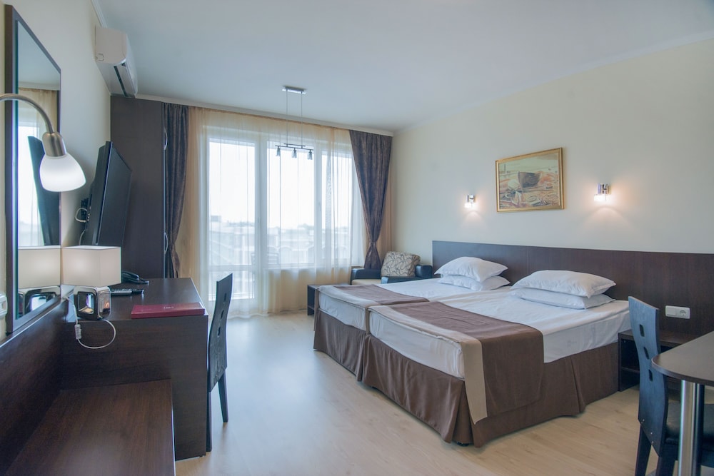 Roma Palace Deluxe 13/50