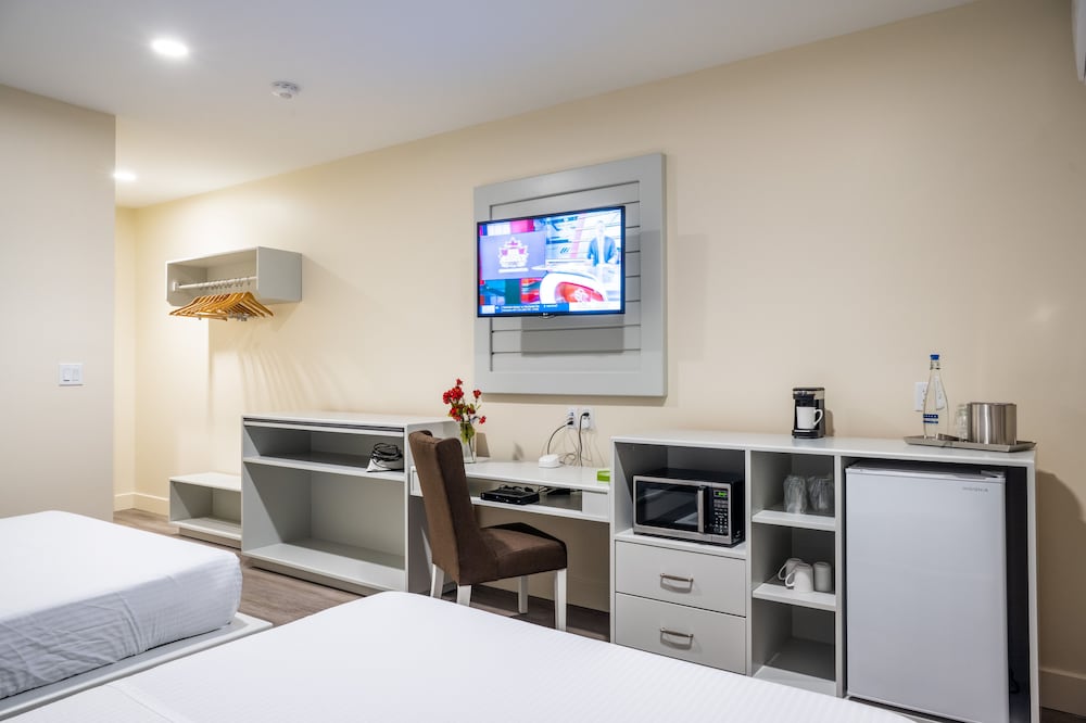 Leelas Villa Inn Flesherton 17/28