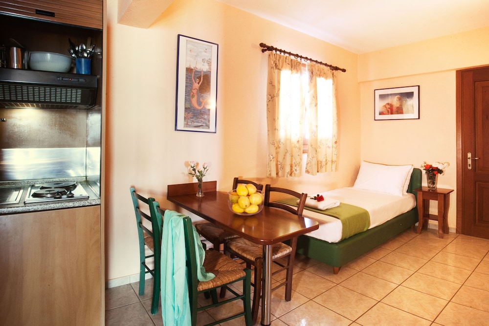 La Luna Hotel 18/50