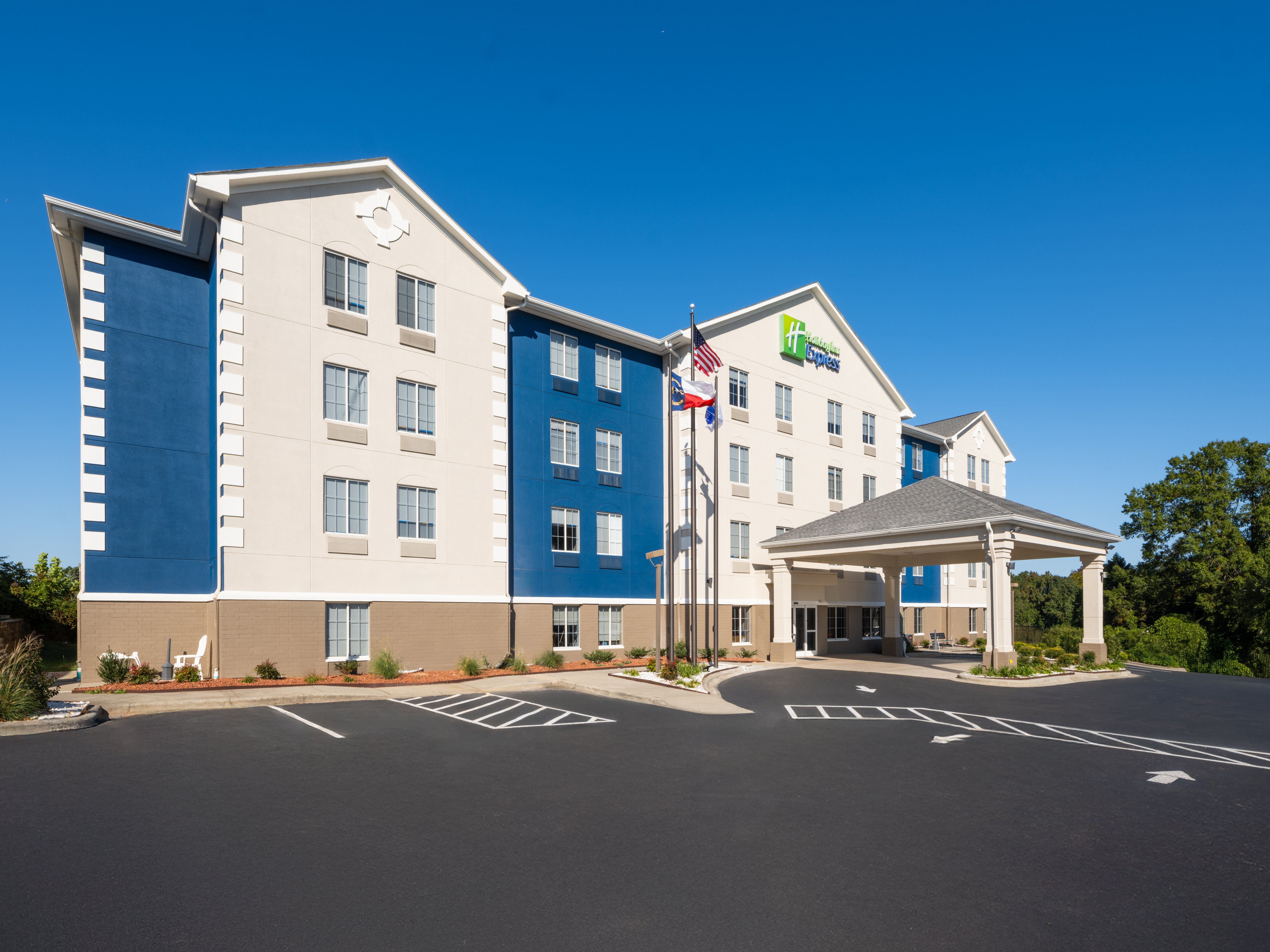 Holiday Inn Express Charlotte West - Gastonia, an IHG Hotel 71/80