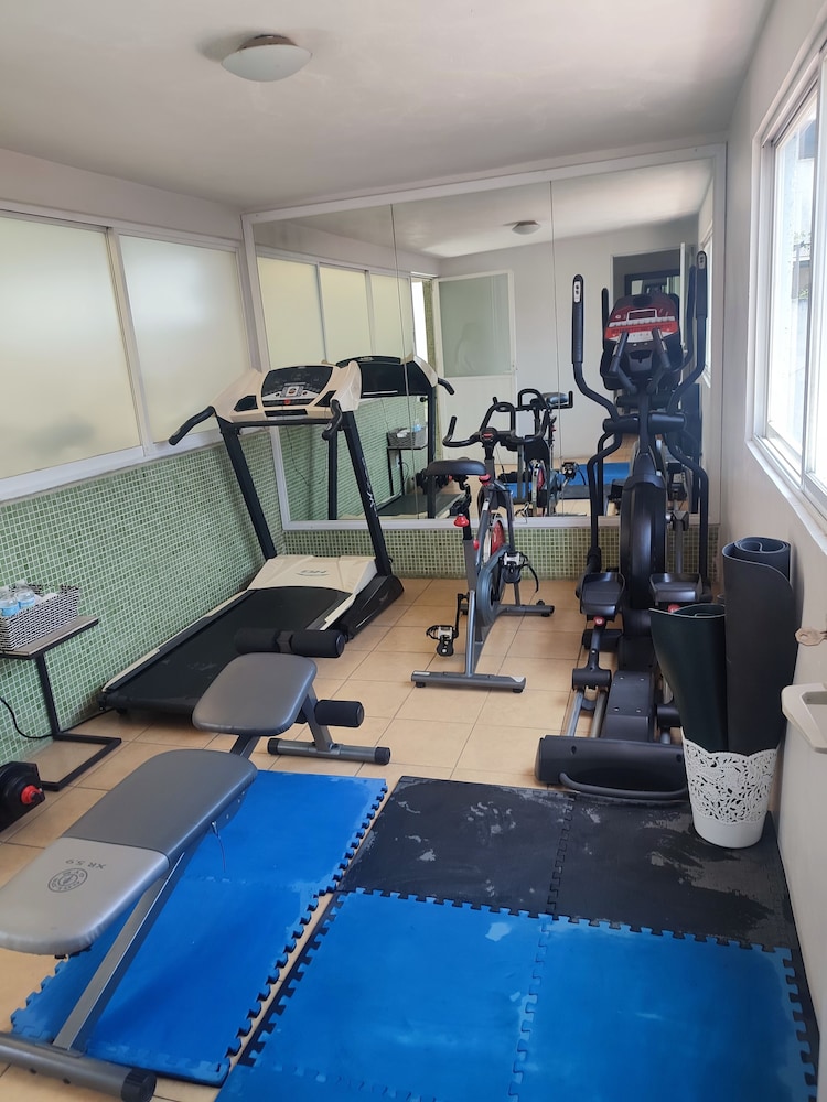 Lombardo Suites 27/50