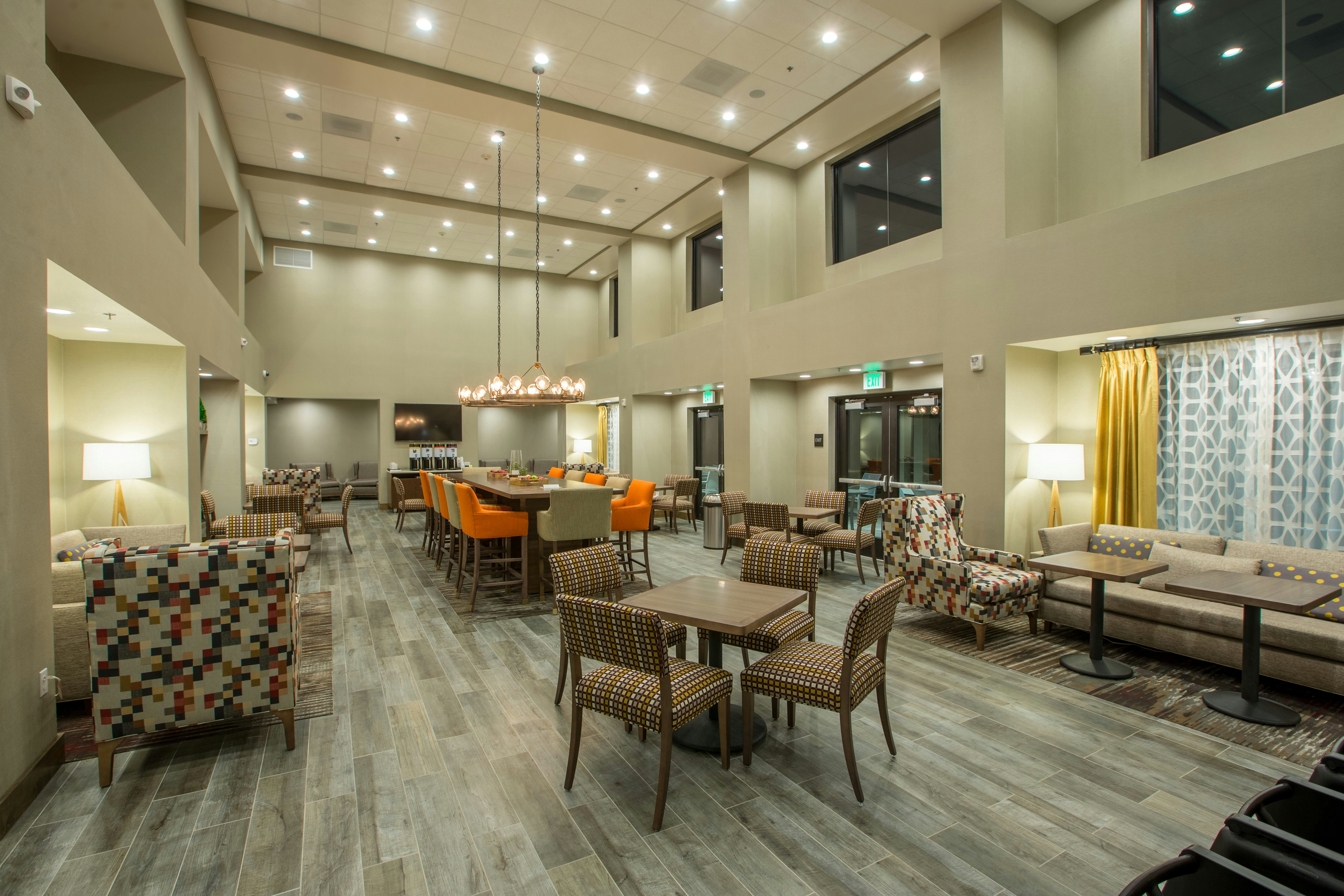 Hampton Inn & Suites Buellton/Santa Ynez Valley 25/42
