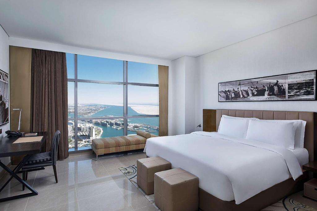 2 BEDROOMS, APARTMENT, KING OR QUEEN BED, SEA VIEW