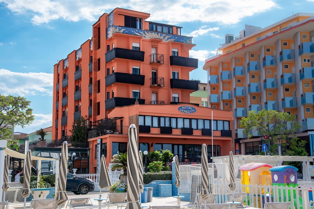 Giorgetti Palace 4/50