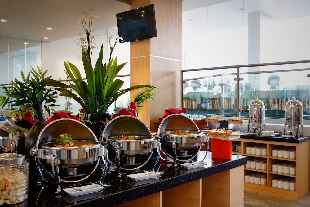 Batiqa Hotel Apartments Karawang 49/73