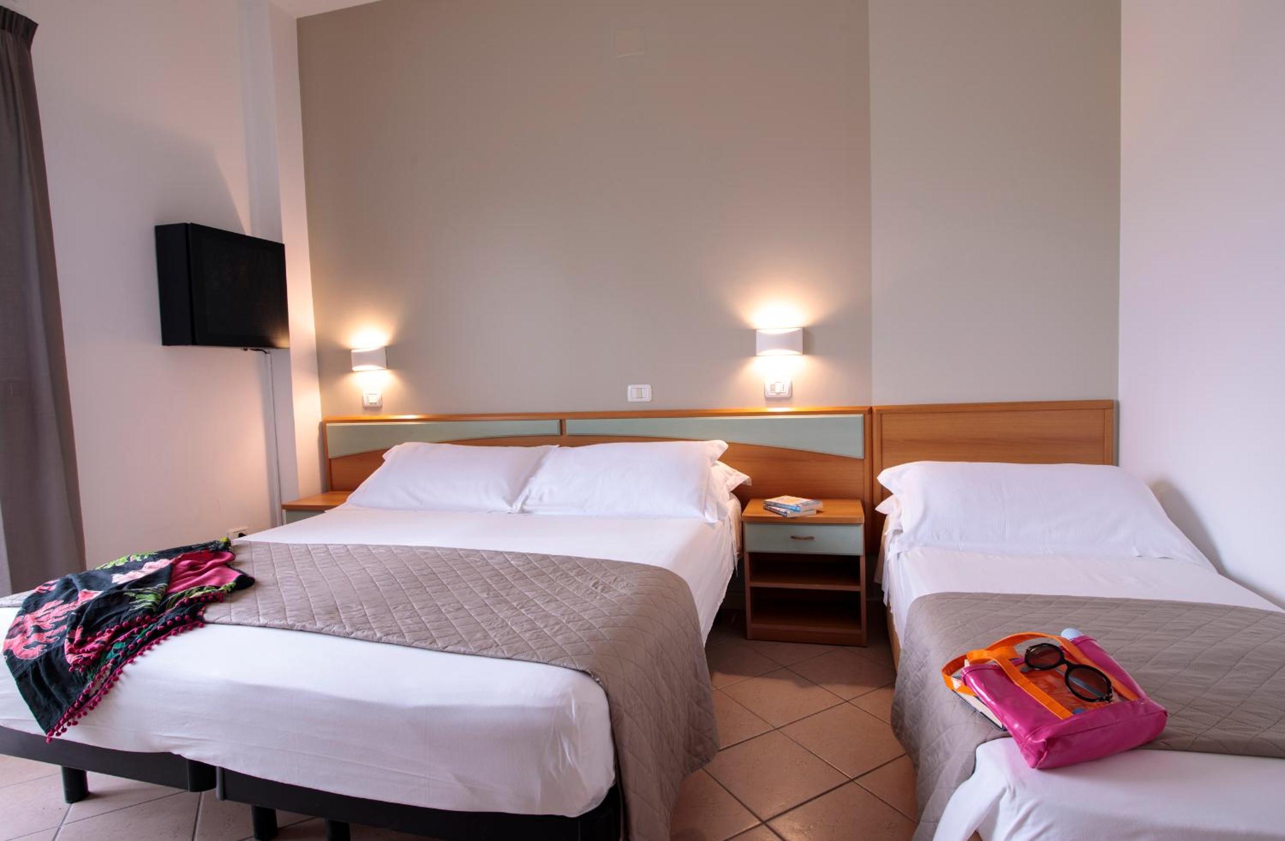 غرفة كومفورت ثلاثية، Hotel Holland 6/10