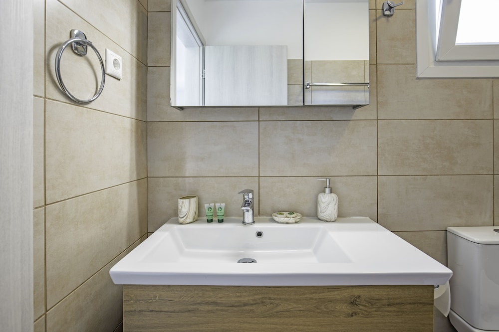 Sami Beach Hotel 50/50