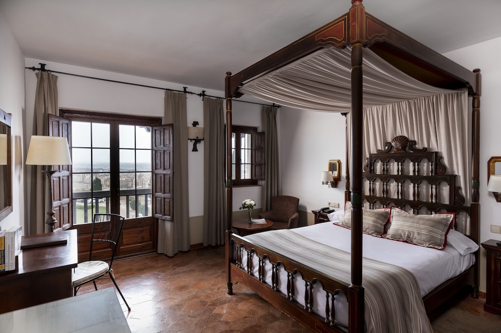 Parador De Tortosa 15/65