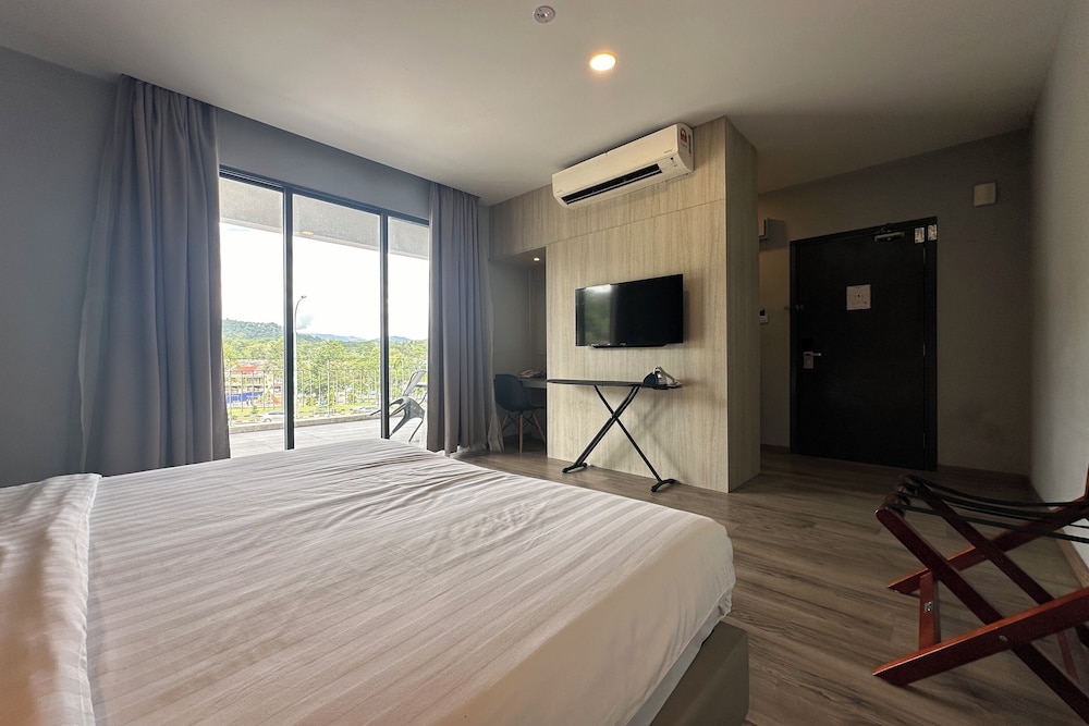 Deluxe, King Bed, Balcony