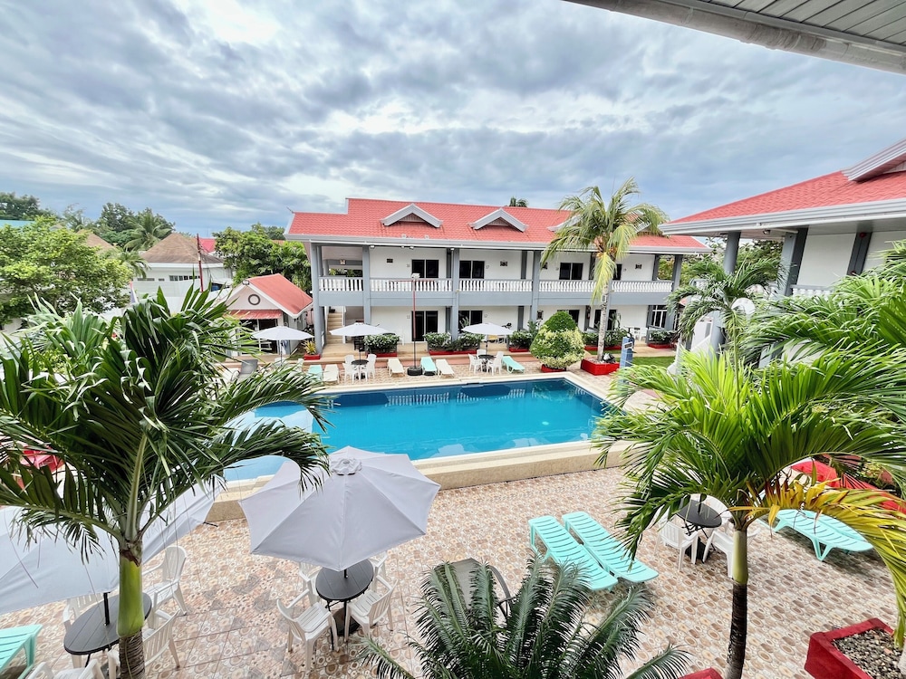 Conrada's Place Hotel And Resort 62/67