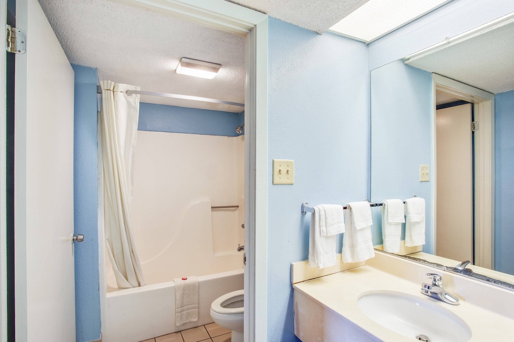 Rodeway Inn Richland - Jackson South 31/35