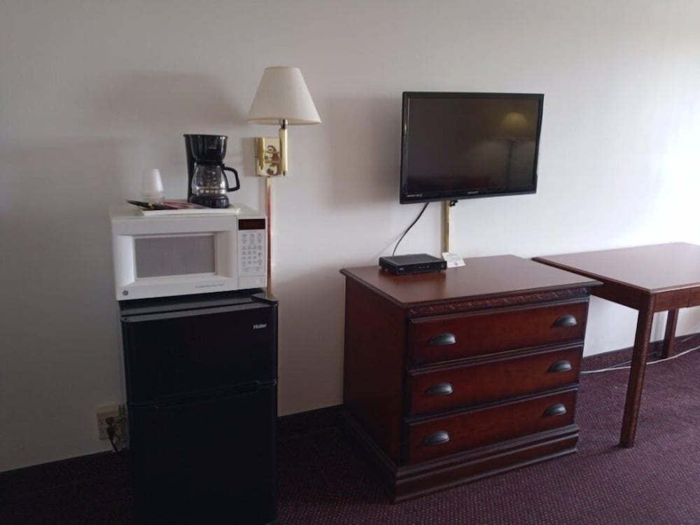 Hoosier Inn 25/39