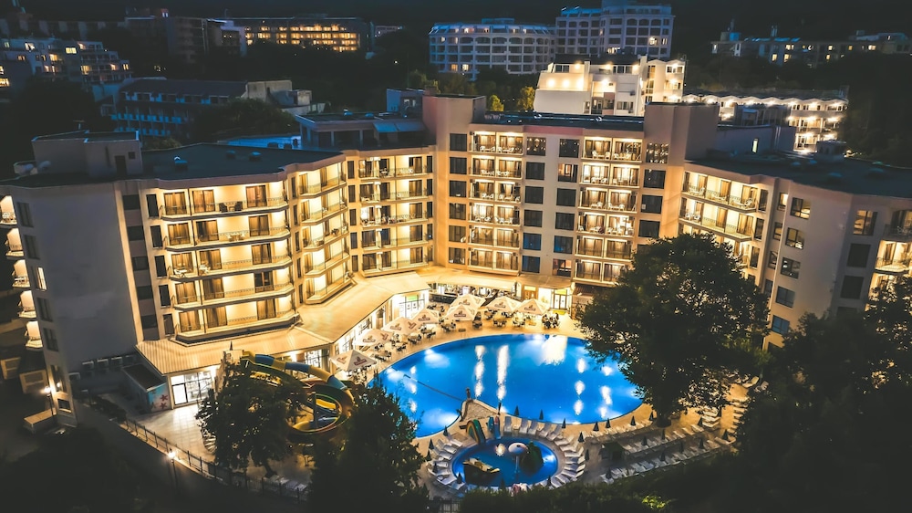 Prestige Hotel And Aquapark 2/72