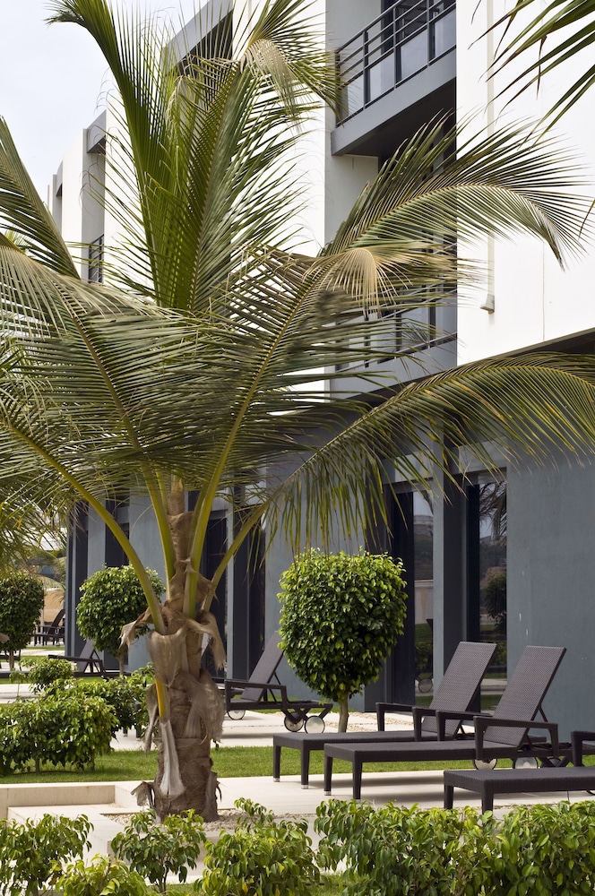 Noom Hotel Dakar Sea Plaza, a member of Radisson Individuals 72/75