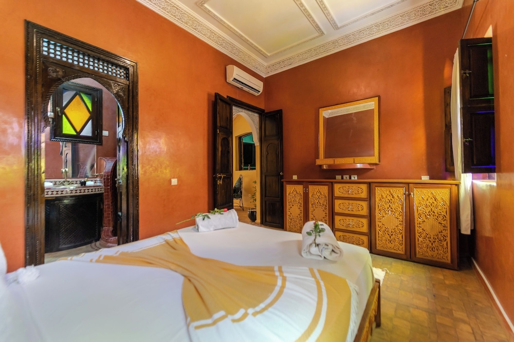 Riad Boutouil 27/50