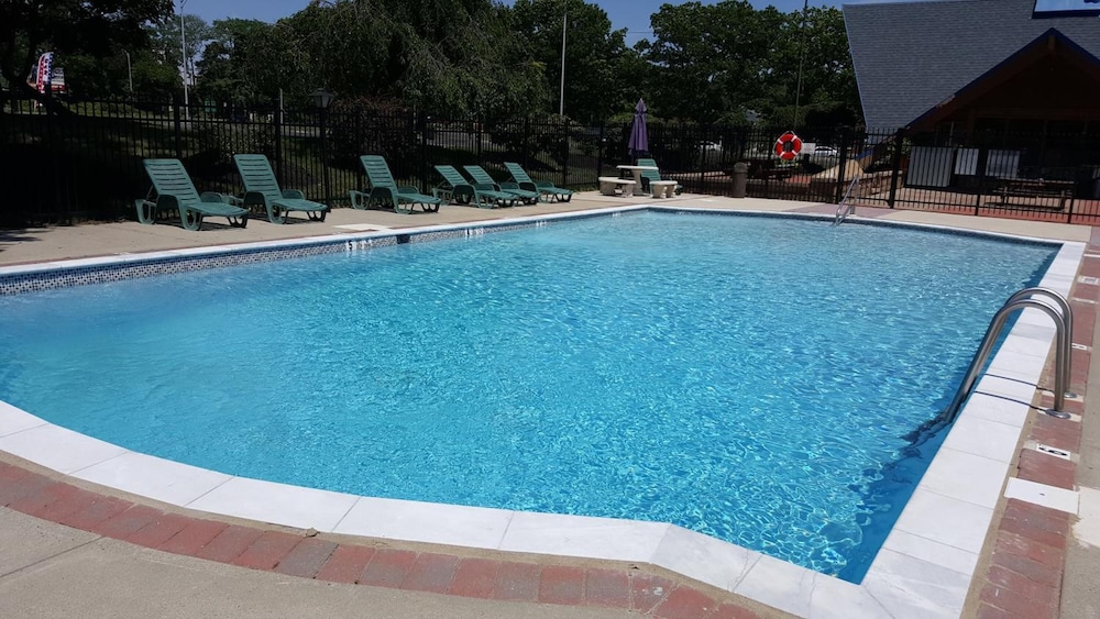 Crystal Inn Neptune 17/32