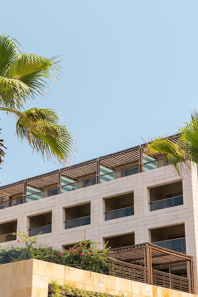 Kempinski Summerland Hotel & Resort Beirut 4/65