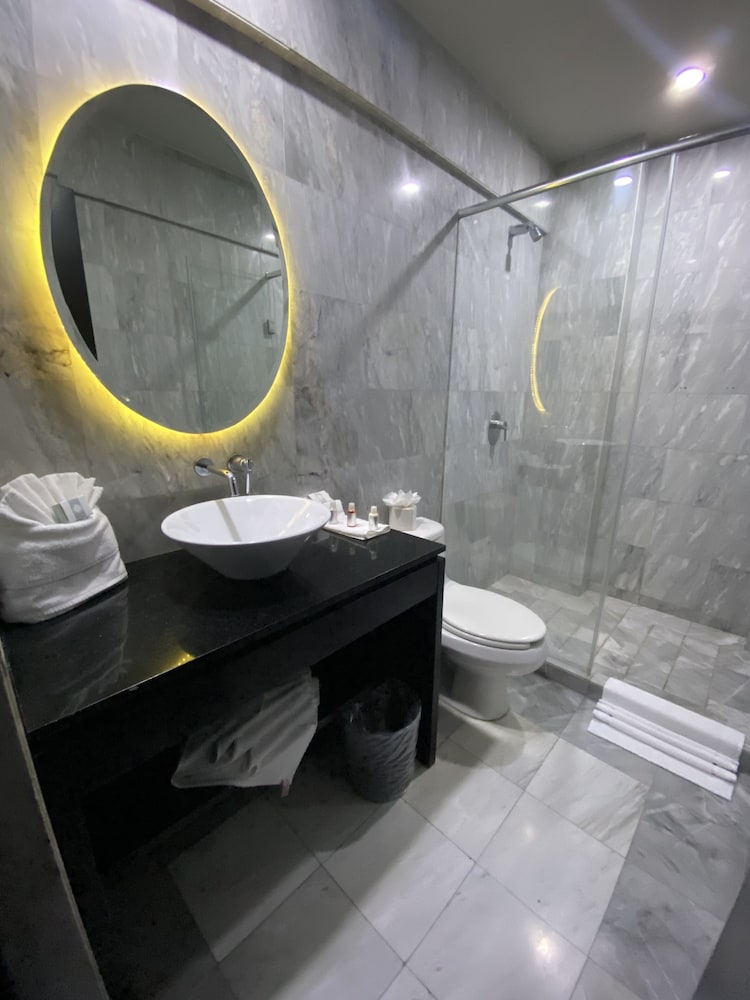 Suites Ganges 24/47