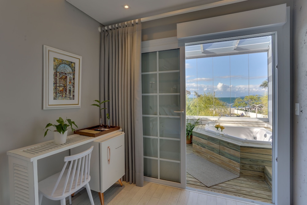 Solar Beach Hotel 30/50