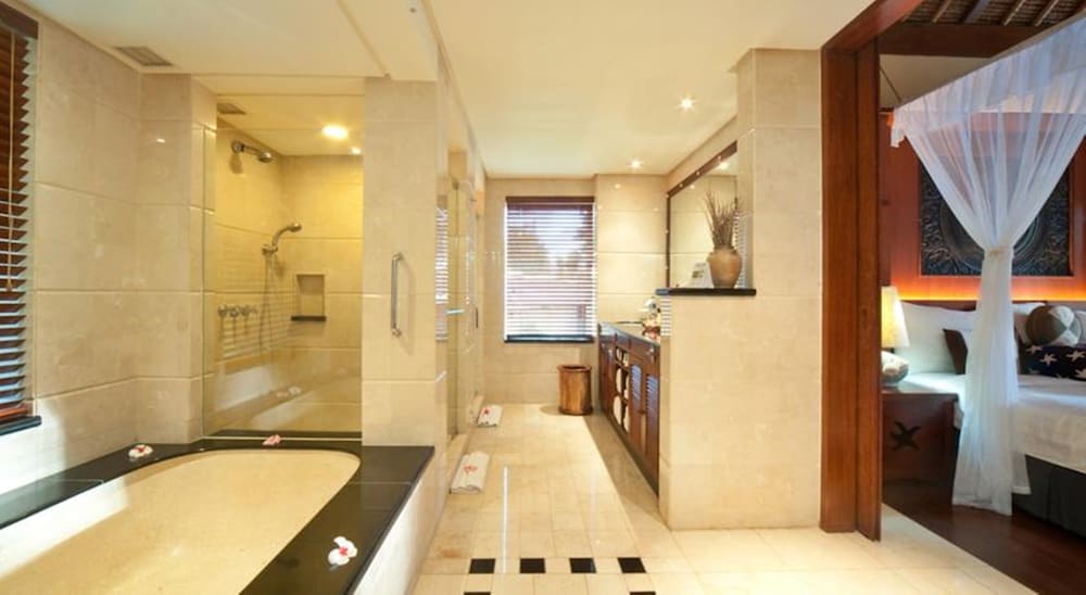 Pool Villa Merumatta Senggigi 49/50