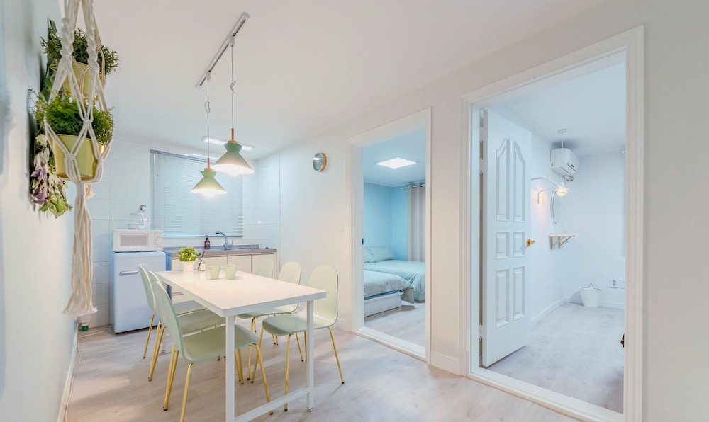 SeeU House 33/35