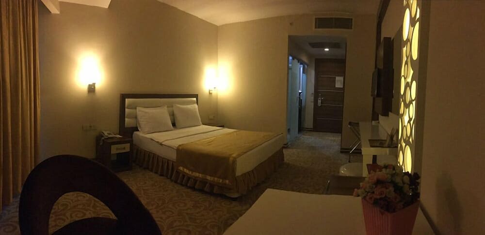 Ozpark Hotel 8/50